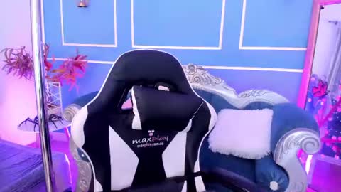     online show from June 2026 11:13:02 AM