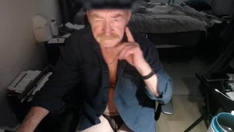 Red online show from July 2026 05:53:02 PM