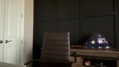 Snapshot of redbull1414 chatting on December 2024 05:53:02 PM RedBull online show from December 2024 05:53:02 PM