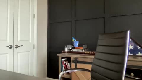 Snapshot of redbull1414 chatting on December 2024 09:33:01 PM RedBull online show from December 2024 09:33:01 PM