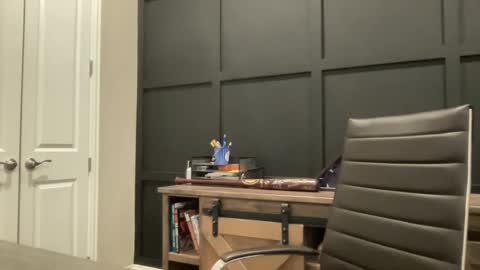 Snapshot of redbull1414 chatting on January 2025 01:49:01 PM RedBull online show from January 2025 01:49:01 PM