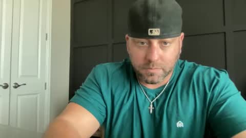 Snapshot of redbull1414 chatting on January 2025 07:00:01 PM RedBull online show from January 2025 07:00:01 PM