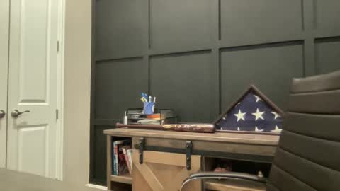 Snapshot of redbull1414 chatting on February 2025 01:55:02 PM RedBull online show from February 2025 01:55:02 PM