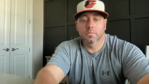 Snapshot of redbull1414 chatting on September 2025 02:40:01 PM RedBull online show from September 2025 02:40:01 PM