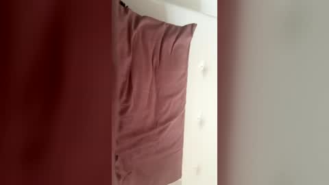 redgirlxnxn online show from July 2026 01:37:01 PM