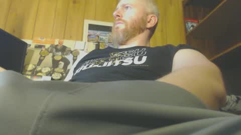 Snapshot of redhead4fun chatting on December 2024 02:09:01 AM theredhead4fun online show from December 2024 02:09:01 AM