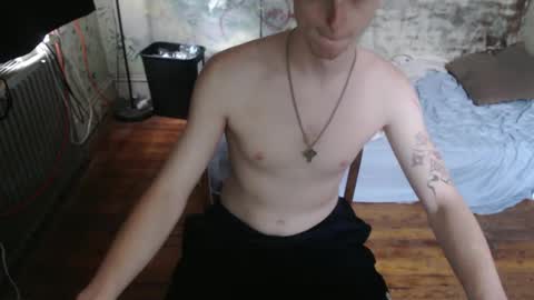 Snapshot of redhead6inch chatting on September 2025 01:38:01 PM RedHead6Inch online show from September 2025 01:38:01 PM