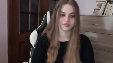 Lily online show from December 2025 02:09:02 AM