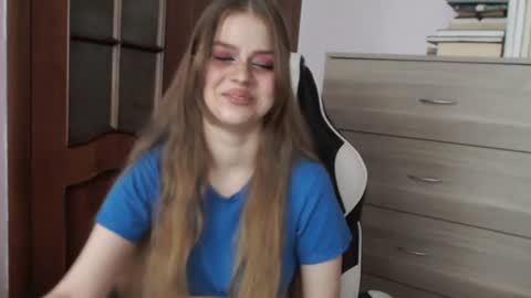 Lily online show from June 2026 03:20:02 AM