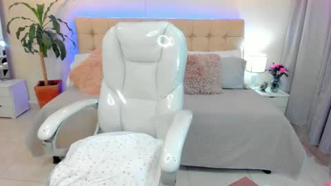 Lupe online show from January 2025 01:42:02 AM