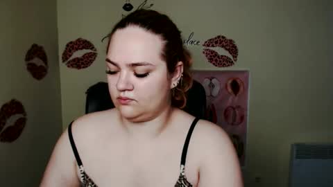 Rina online show from June 2026 05:27:01 AM