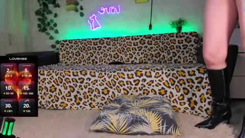 RedHurrican online show from March 2026 09:06:02 AM