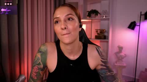Red Jasmine online show from May 2026 11:55:02 PM