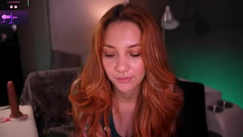Red Jasmine online show from May 2026 11:44:01 PM