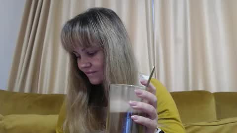 RedJessica online show from November 2025 05:57:02 AM