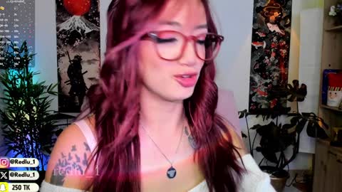 Snapshot of redlu_1 chatting on January 2025 02:49:02 AM Lu Independiet model online show from January 2025 02:49:02 AM