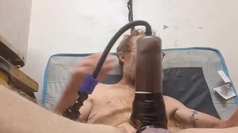 rednicedick online show from October 2025 05:19:01 AM