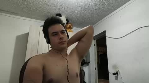 Snapshot of redsoul951869 chatting on March 2025 03:06:01 AM RedsoulReaver online show from March 2025 03:06:01 AM