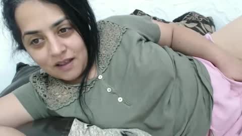 Reea online show from December 2024 09:22:01 PM