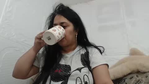 Reea online show from February 2025 11:41:02 PM