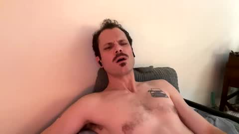 Snapshot of reed_thomas chatting on December 2024 01:20:02 AM Reed Thomas online show from December 2024 01:20:02 AM