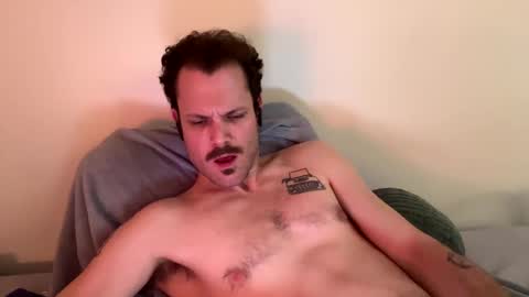 Snapshot of reed_thomas chatting on January 2025 05:54:01 AM Reed Thomas online show from January 2025 05:54:01 AM