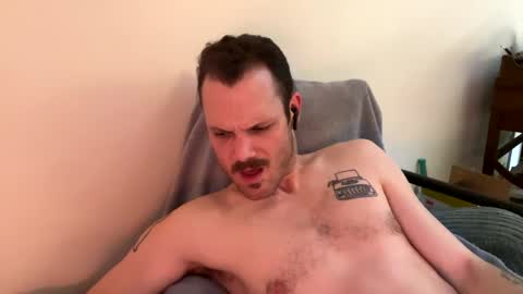 Snapshot of reed_thomas chatting on February 2025 07:35:01 AM Reed Thomas online show from February 2025 07:35:01 AM