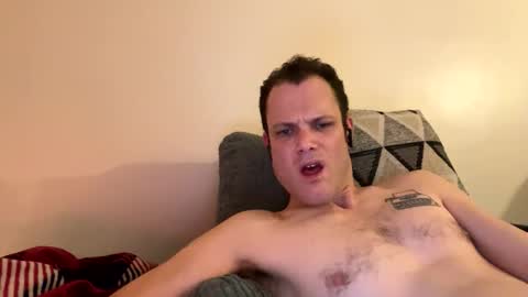 Snapshot of reed_thomas chatting on February 2026 03:59:02 AM Reed Thomas online show from February 2026 03:59:02 AM