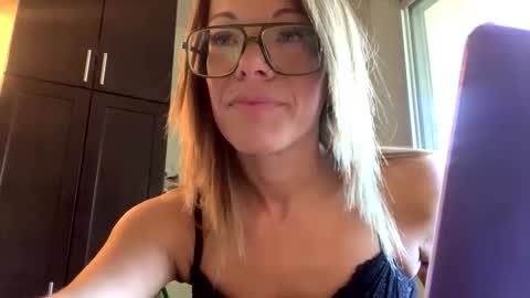 Reflective Ren online show from November 2025 05:23:01 PM