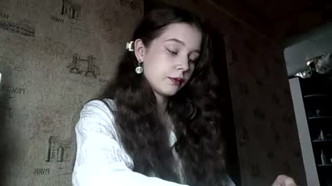 Silvia online show from June 2026 12:09:02 PM