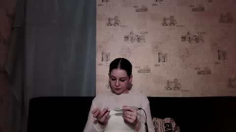Silvia online show from July 2026 11:27:01 AM