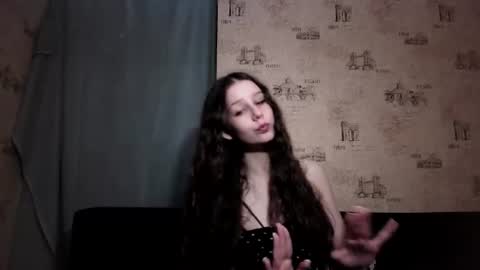 Silvia online show from July 2026 11:49:01 AM