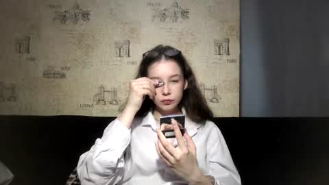 Silvia online show from July 2026 07:45:01 AM