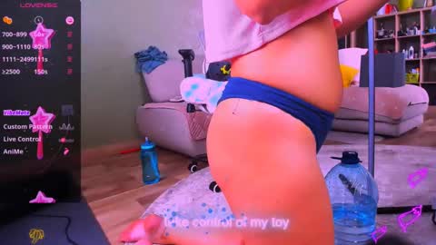 Snapshot of reggiemeow chatting on February 2025 06:08:02 AM reggieMeow online show from February 2025 06:08:02 AM