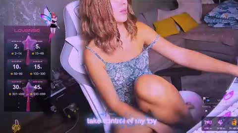 Snapshot of reggiemeow chatting on October 2025 11:16:01 PM reggieMeow online show from October 2025 11:16:01 PM