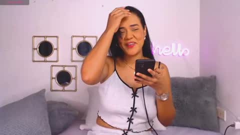 regina1819 online show from March 2025 12:39:02 AM