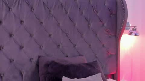 Snapshot of regina_noctixx chatting on March 2026 07:15:01 AM Regina online show from March 2026 07:15:01 AM