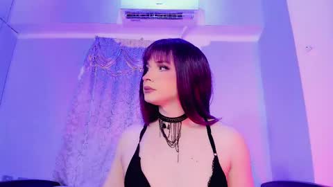 Snapshot of reginarose chatting on February 2025 04:52:01 AM reginarose online show from February 2025 04:52:01 AM