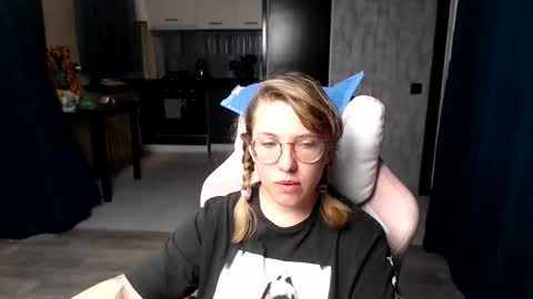 Regina online show from September 2025 11:50:02 PM