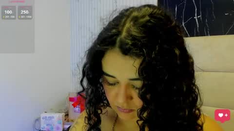 reginavegaa online show from June 2026 11:38:02 AM