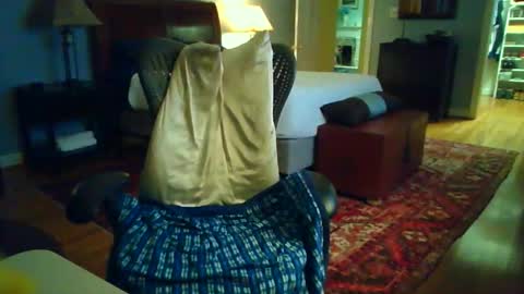 Snapshot of regularguynola chatting on February 2026 12:28:01 AM RegularGuyNOLA online show from February 2026 12:28:01 AM