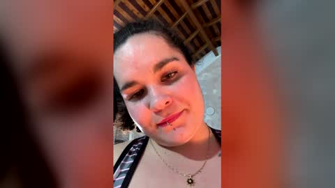 Snapshot of reichel05 chatting on February 2026 07:15:01 AM reichel05 online show from February 2026 07:15:01 AM