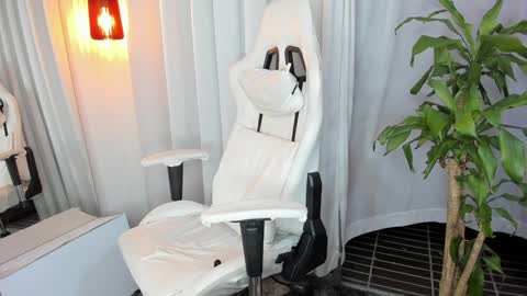  REICHEL  online show from January 2025 05:03:01 AM