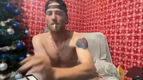 Snapshot of reighofsun98 chatting on December 2024 09:28:01 PM SunshineSanchez online show from December 2024 09:28:01 PM