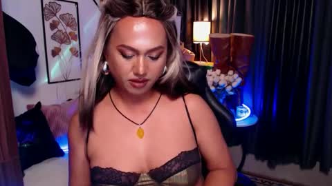 Red Ivy online show from March 2025 04:46:01 PM