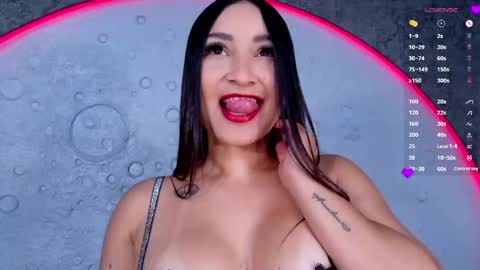 reiinachloe online show from April 2026 04:57:02 PM