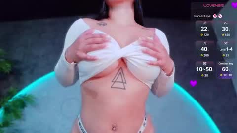 reiinachloe online show from July 2026 04:48:02 PM