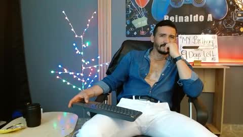   REIKO  online show from April 2026 02:44:01 PM