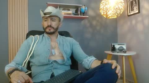   REIKO  online show from July 2026 07:22:02 PM