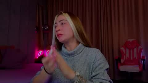 reina cummings online show from October 2025 06:22:02 AM